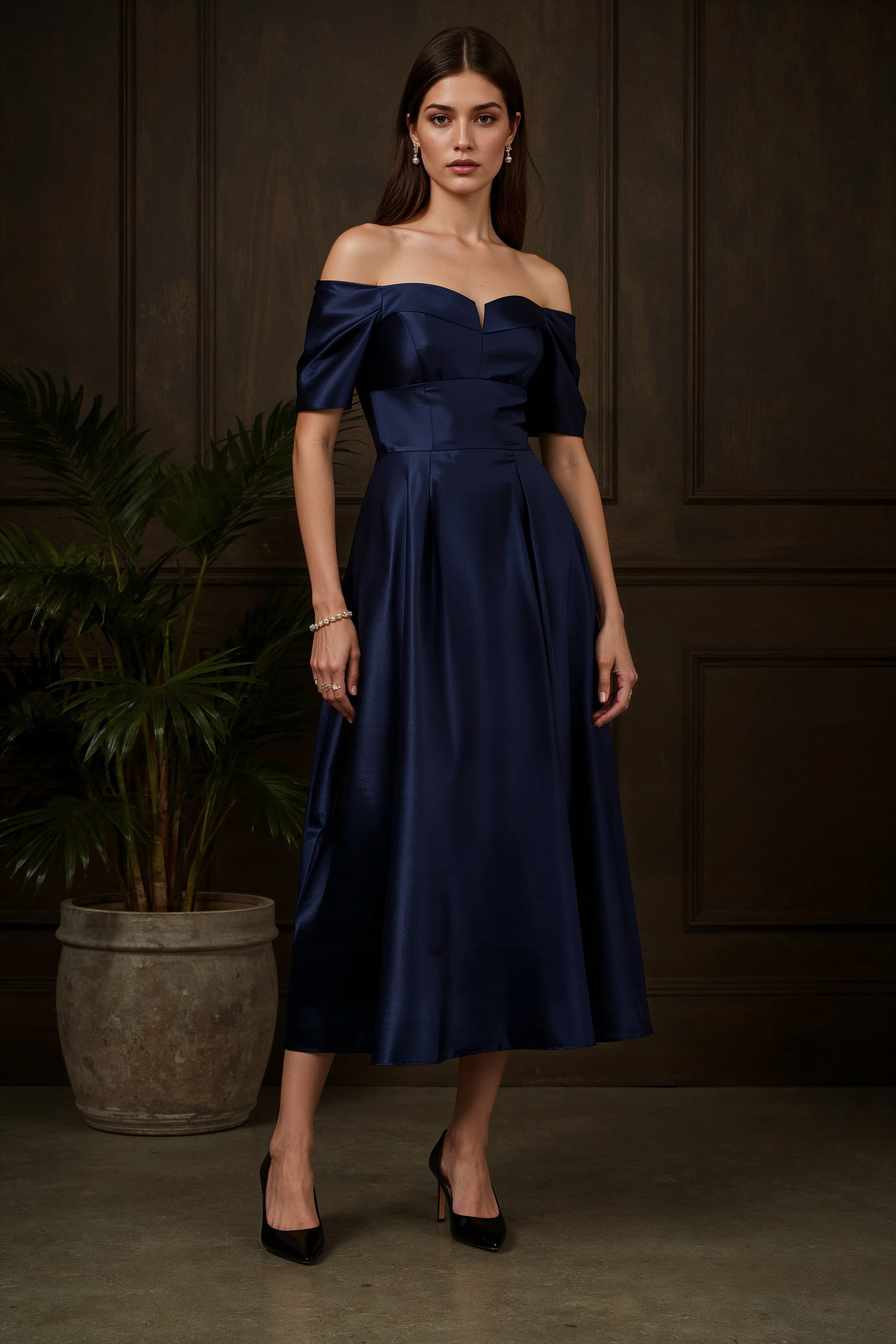 Sophisticated Navy: The Ultimate Classy Midi Dress for Guests